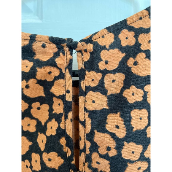 Who What Wear Linen Blend Blouse with Ruffled Sleeve and Peplum bottom. Size M - Picture 5 of 13